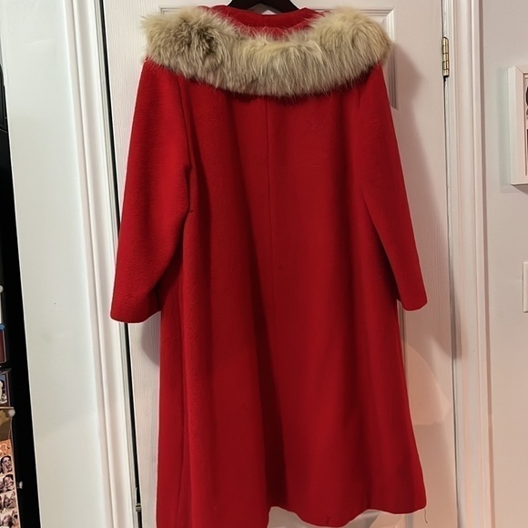 Vintage Red Wool Coat with Fur Size M/L - Picture 3 of 16